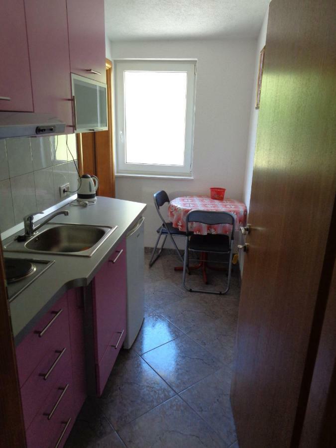 Apartments Radoš Lokva Rogoznica Exterior foto